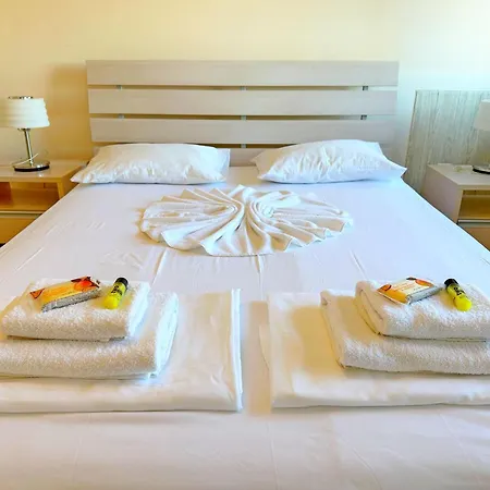 Sunny Ap In Golf Complex Lighthouse Lejlighed Balchik