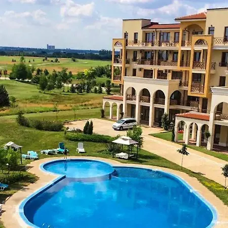 Sunny Ap In Golf Complex Lighthouse Balchik