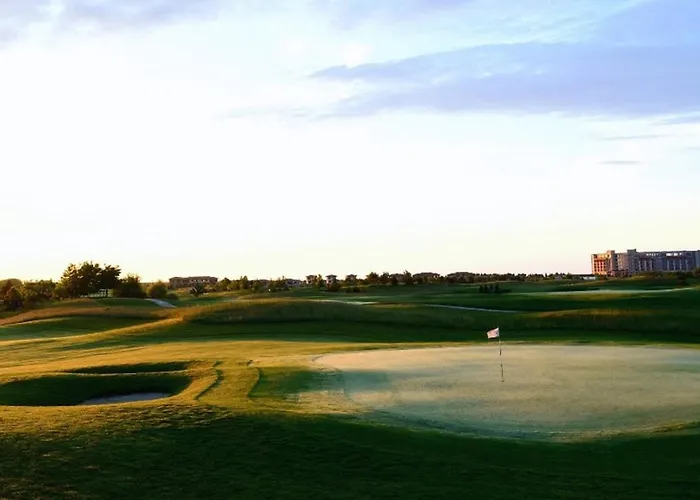 Sunny Ap In Golf Complex Lighthouse Διαμέρισμα Μπαλτσίκ