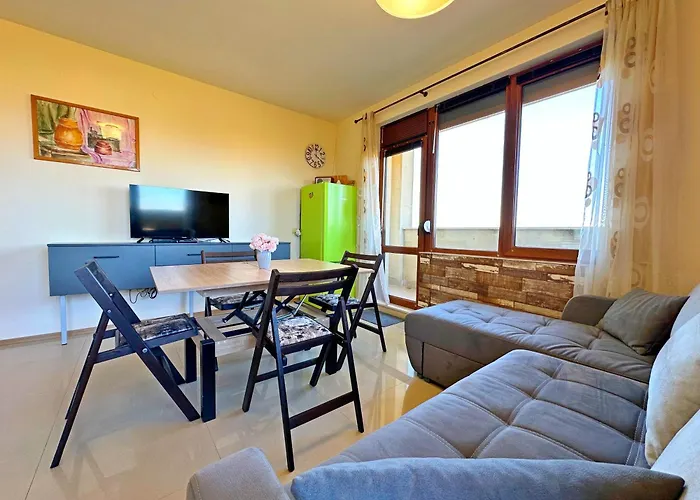 Sunny Ap In Golf Complex Lighthouse Διαμέρισμα