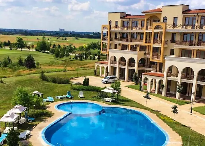 Sunny Ap In Golf Complex Lighthouse Μπαλτσίκ